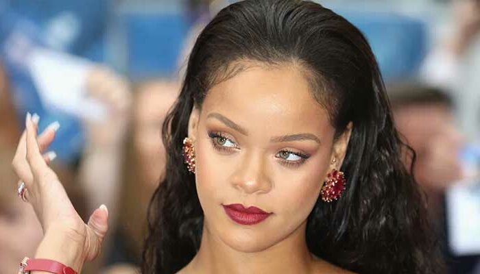 rihanna- richest female singer ever