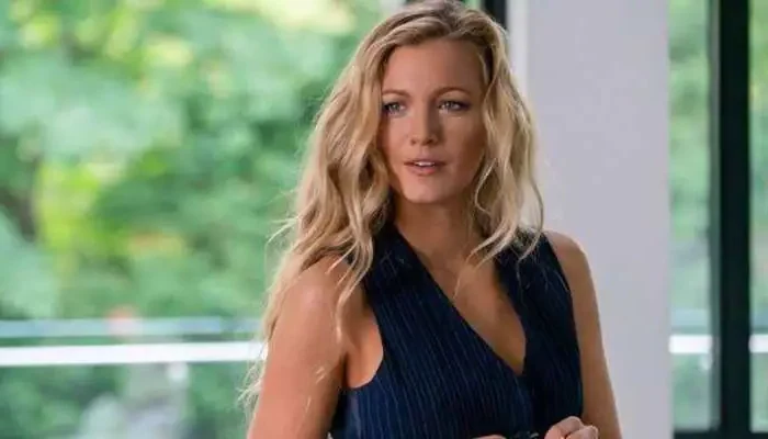 blake-lively-hottest-female-celebrities-in-hollywood